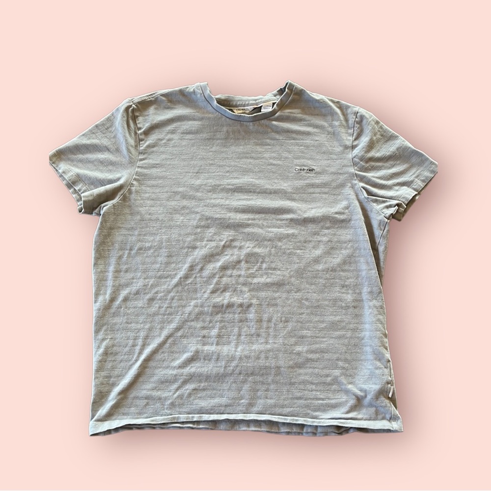 Calvin Klein T-shirt